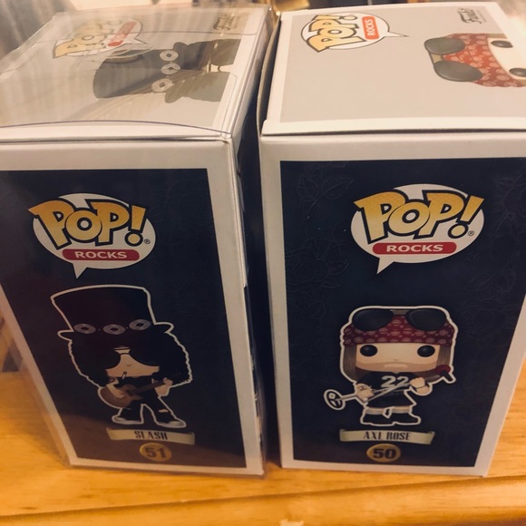 Funko Pop Rocks SLASH #51 and AXLE ROSE #50 NIB - Picture 4 of 6